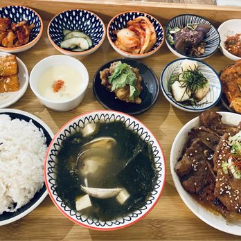 Zoomak Korean Tavern - Beef rib lunch set - Korean Near Me - Vancouver, British Columbia Zoomak Korean Tavern - Beef rib lunch set - Korean Near Me - Vancouver, British Columbia