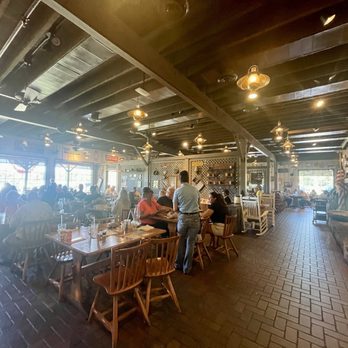 Cracker Barrel Old Country Store - Breakfast & Brunch Near Me - Belleville, Michigan