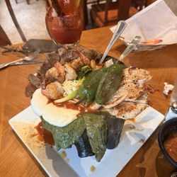 Jesus Restaurant - Molcajete...... excelente