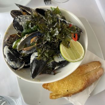 Doyles on the Beach - Mussels - Seafood Near Me - Watsons Bay, NSW