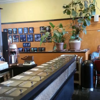 Dunn Bros Coffee - Coffee roasted for sale - Coffee & Tea Near Me - Saint Paul, Minnesota