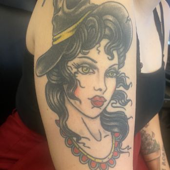 Walkers Point Tattoo - Witch tattoo - Tattoo Near Me - Milwaukee, Wisconsin Walkers Point Tattoo - Witch tattoo - Tattoo Near Me - Milwaukee, Wisconsin