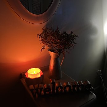 Northridge Beauty Bar - facial room - Waxing Near Me - Northridge, California Northridge Beauty Bar - facial room - Waxing Near Me - Northridge, California