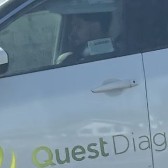 Quest Diagnostics - 4.20.2026 Car#50633 Southbound Topanga at 4pm continually looking at cellphone - Laboratory Testing Near Me - West Hills, California
