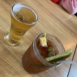 Rustic Saloon - Bloody mary