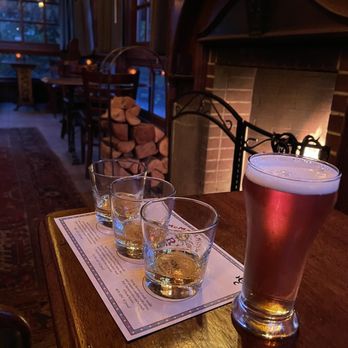 McMenamins Pat's Corner - Whiskey flight - American Near Me - Forest Grove, Oregon