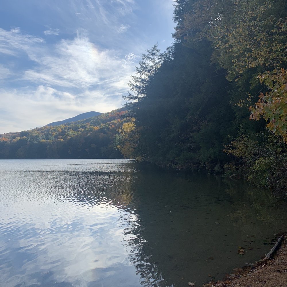 Emerald Lake State Park - The lake and trail - Campgrounds Near Me - Dorset, Vermont