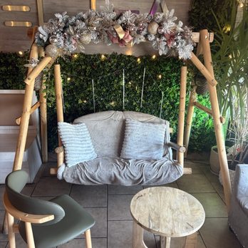 S Level Tea - Cute swing decor! - Bubble Tea Near Me - Kent, Washington S Level Tea - Cute swing decor! - Bubble Tea Near Me - Kent, Washington