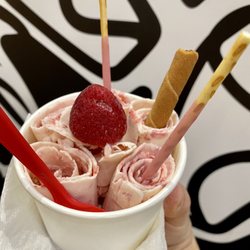 Wonders Ice Cream - #8 Smashin Strawbery