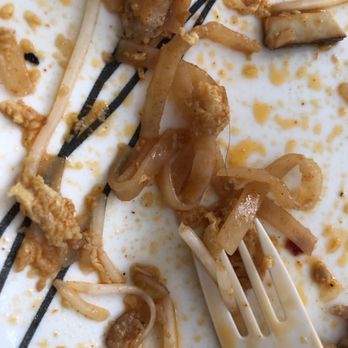 Noodle World - Hair in pad Thai - Chinese Near Me - Alhambra, California Noodle World - Hair in pad Thai - Chinese Near Me - Alhambra, California