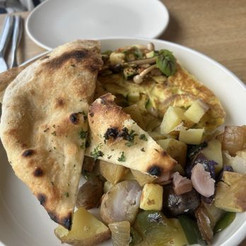 Santo Cielo - Veggie omelette - New American Near Me - Naperville, Illinois