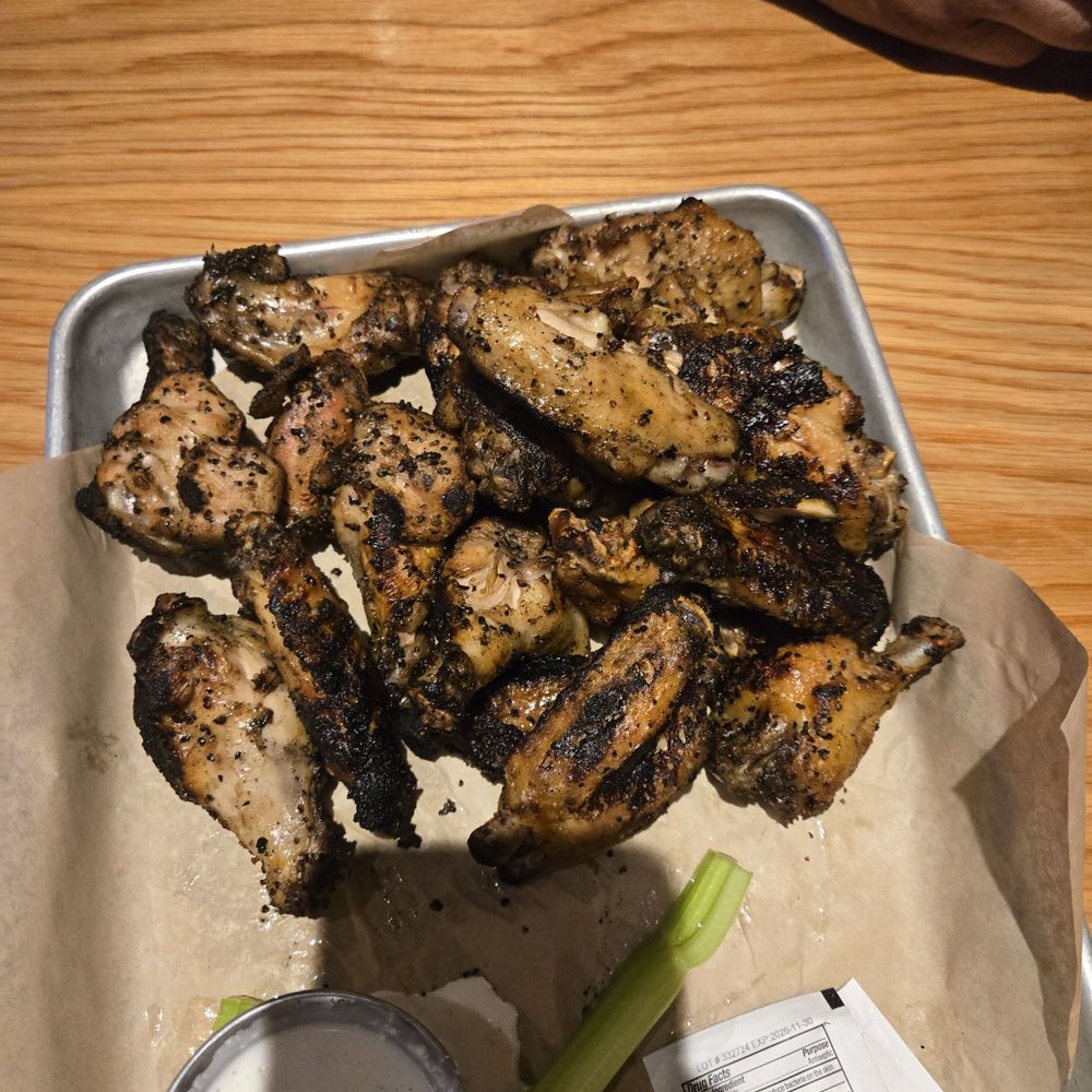 Twin Peaks - Smoked and grilled wings - Sports Bars Near Me - Davie, Florida Twin Peaks - Smoked and grilled wings - Sports Bars Near Me - Davie, Florida