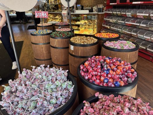 Savannah's Candy Kitchen by null