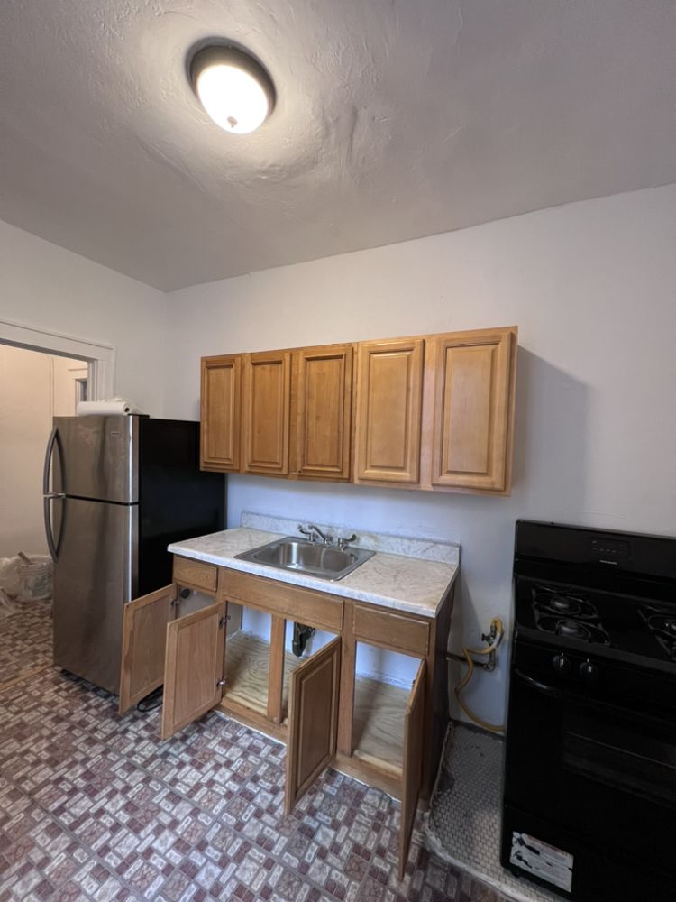 Slide of SR NY Management