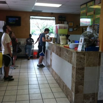 El Gallo Tapatio - Counter used for to-go orders. - Mexican Near Me - Alsip, Illinois