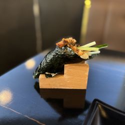 Goku Sushi - Salmon skin hand roll