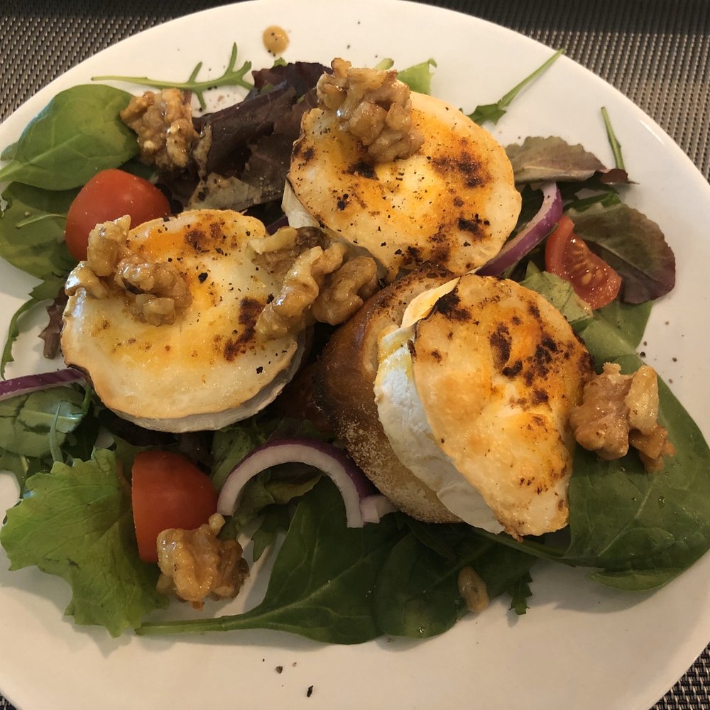 Le Gourmet - Salad de Chèvre - French Near Me - Malmö, M