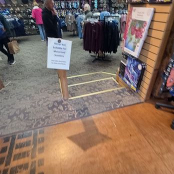 Skagway Outlet Store - Gift Shops Near Me - Skagway, Alaska Skagway Outlet Store - Gift Shops Near Me - Skagway, Alaska