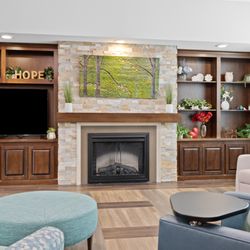 EverTrue Meramec Bluffs - Cozy spaces for relaxing at EverTrue Meramec Bluffs.