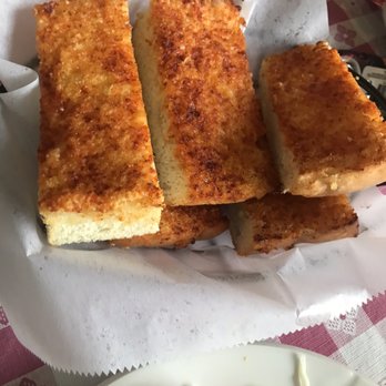 Gino's Ristorante - Garlic Bread - Pizza Near Me - Lancaster, California