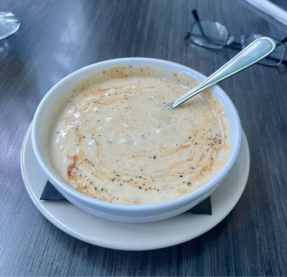 Hemingway's Restaurant & Bar Pilar by null