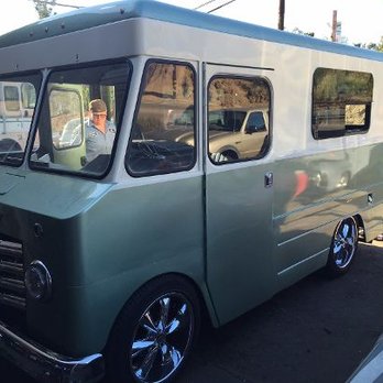 Evolution Collision Center - Body Shops Near Me - Santee, California