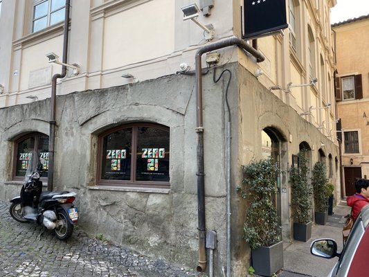 Roma Luxus Hotel by null