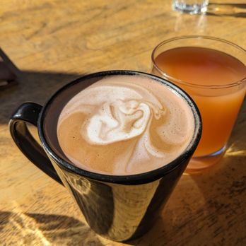 The Preacher's Daughter - Ube Latte ft. Grapefruit Juice - Cafes Near Me - Alameda, California