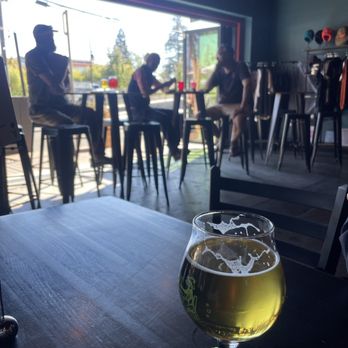 Butter's Burgers - Beers n burgs. #stevensleavin - Burgers Near Me - Napa, California