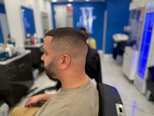 XI BARBERSHOP by null