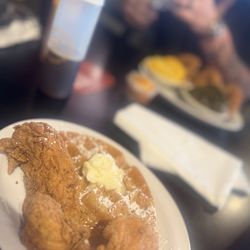 Kiki's Chicken and Waffles