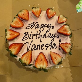 Freeport Bakery - Champagne Cake - Bakeries Near Me - Sacramento, California Freeport Bakery - Champagne Cake - Bakeries Near Me - Sacramento, California