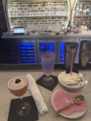 Coupe & Stein Champagne Bar by null