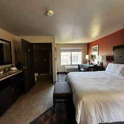 Holiday Inn Oceanside Camp Pendleton Area