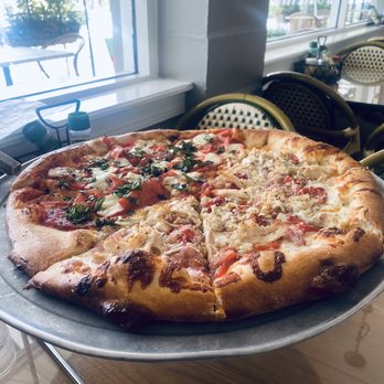 Sally O'Neal's Pizza Hotline - Half Margherita/Chicken and Asiago Pizza - Pizza Near Me - Tampa, Florida Sally O'Neal's Pizza Hotline - Half Margherita/Chicken and Asiago Pizza - Pizza Near Me - Tampa, Florida