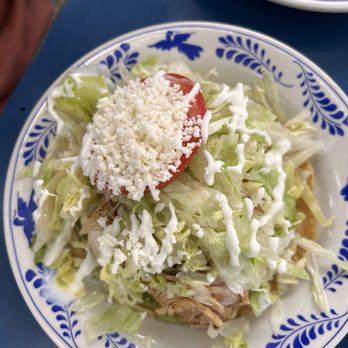 La Gloria - Chicken tostada - Mexican Near Me - San Antonio, Texas