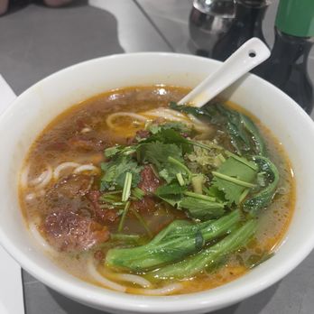 Dong Ting Noodle - house special beef noodle soup - Chinese Near Me - Los Angeles, California Dong Ting Noodle - house special beef noodle soup - Chinese Near Me - Los Angeles, California