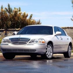 New Diamond Limo - We specialize in airport limousine service and chauffeured sedan service for business travelers covering NJ and NYC