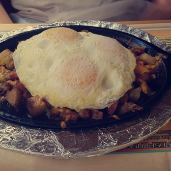 Sunny Daze Cafe - Skillet #1, al dente potatoes, perfectly cooked eggs. - American Near Me - Tucson, Arizona Sunny Daze Cafe - Skillet #1, al dente potatoes, perfectly cooked eggs. - American Near Me - Tucson, Arizona