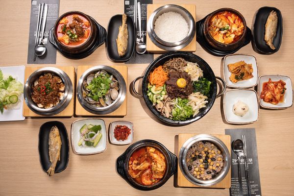 LASUNG TOFU & POT RICE 라성순두부 by null