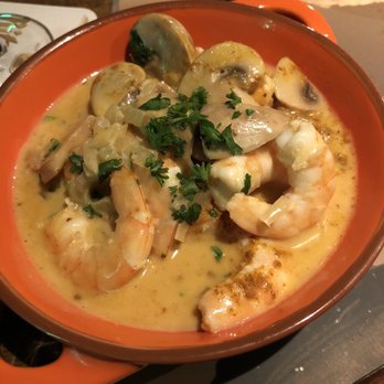 Adega Tapas - This is curry shrimp.  The sauce was so good we asked for the recipe.  Our course, they didn't give it to us. - Spanish Near Me - Nierstein, RP