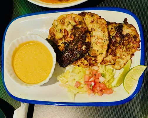 Carmelita's Mar Y Tierra & NIGHTCLUB by null