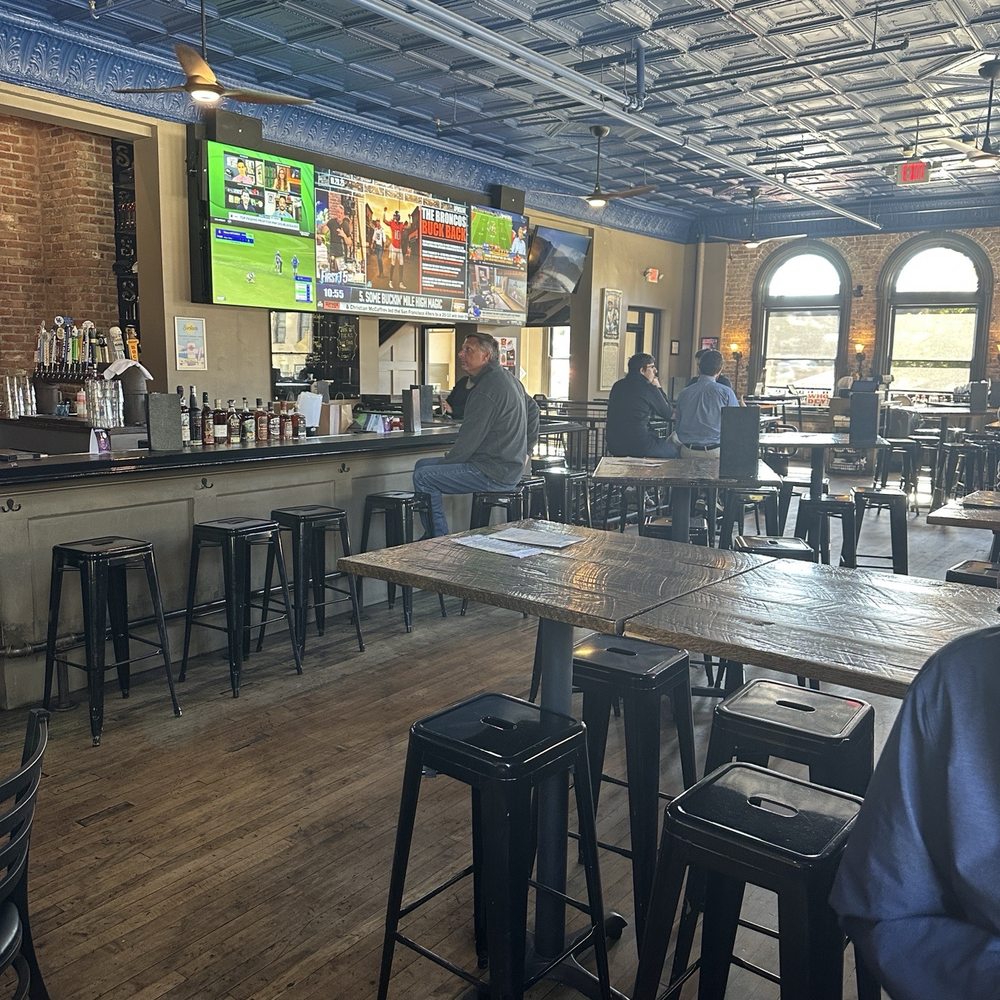 Smoke Justis - Seating area: Middle looking towards the entrance - Bars Near Me - Covington, Kentucky Smoke Justis - Seating area: Middle looking towards the entrance - Bars Near Me - Covington, Kentucky