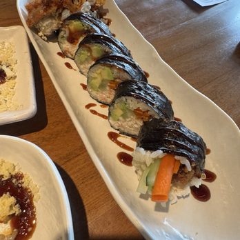 Izakaya Tora - Soft Shell Crab roll completely burned - Sushi Bars Near Me - West Hollywood, California Izakaya Tora - Soft Shell Crab roll completely burned - Sushi Bars Near Me - West Hollywood, California
