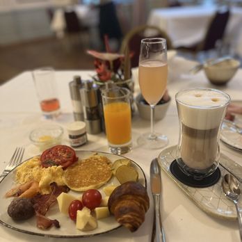 Hotel Schweizerhof Luzern - Hotels Near Me - Luzern, LU Hotel Schweizerhof Luzern - Hotels Near Me - Luzern, LU