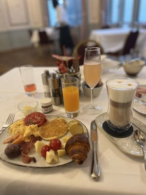 Hotel Schweizerhof Luzern by null