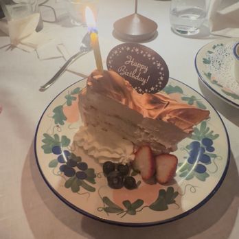 Bellini - Providence - birthday cake - Italian Near Me - Providence, Rhode Island