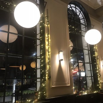 Bank - Converted bank building - Pubs Near Me - London, XGL Bank - Converted bank building - Pubs Near Me - London, XGL
