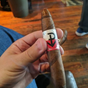 Tinder Box - Tobacco Shops Near Me - Memphis, Tennessee