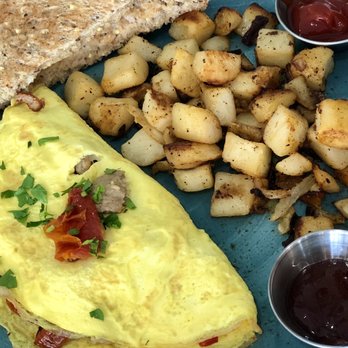 First Watch - Italian Omelet with potatoes - Breakfast & Brunch Near Me - Ft. Myers, Florida